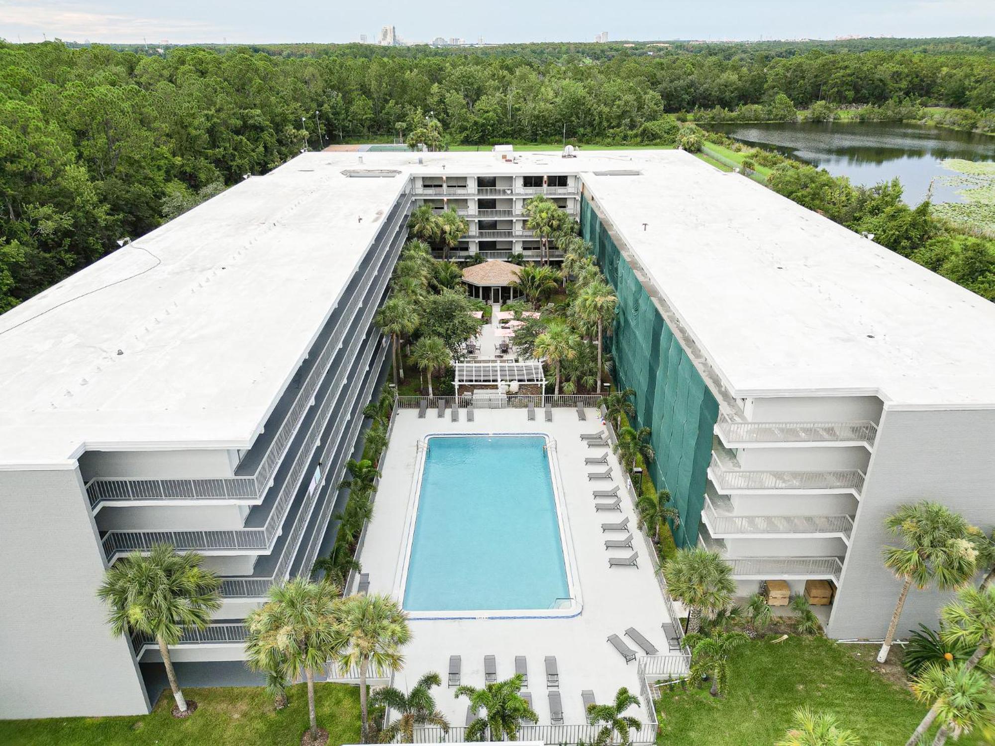 Orlando 1br With View & Minutes To * Kissimmee